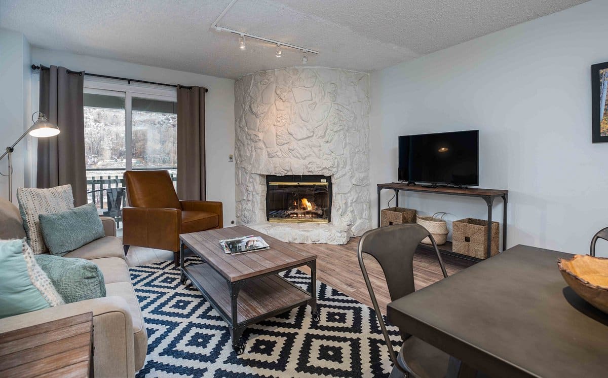 1-bedroom-condo (1)