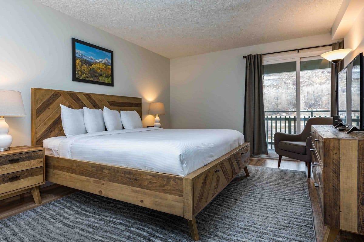 1-bedroom-condo