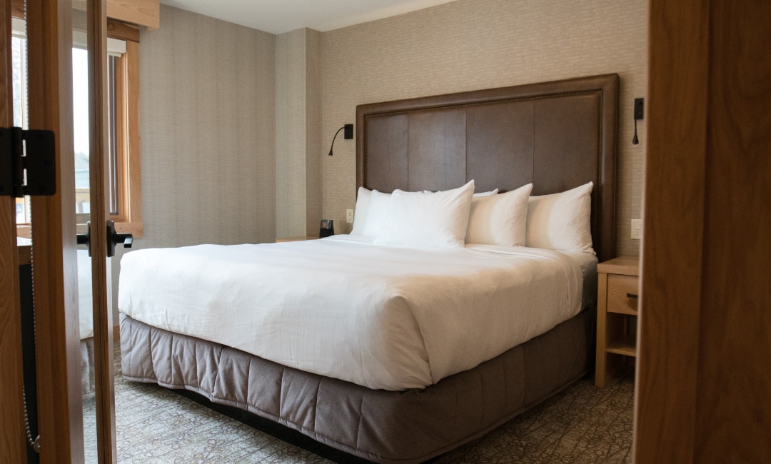 1080-1Bedrm-Suite-King