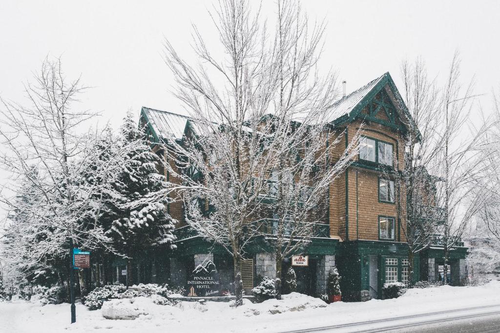 Pinnacle Boutique Hotel