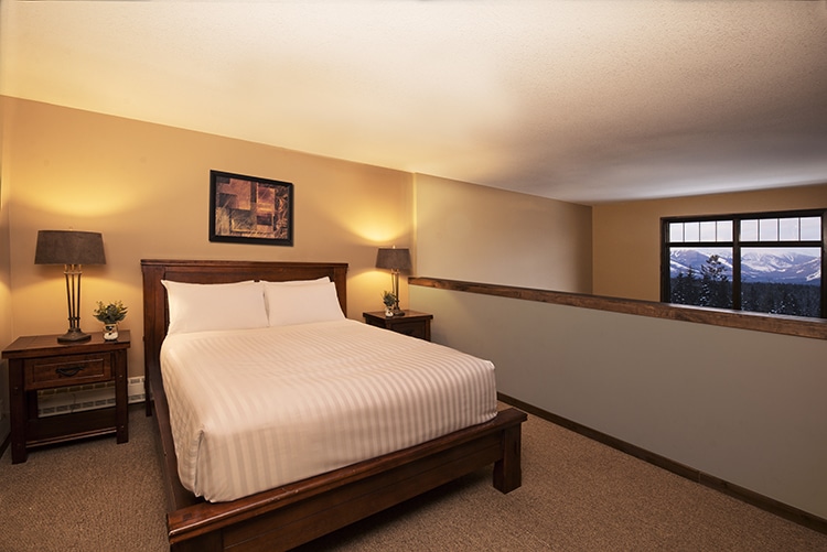 Glacier-Mountaineer-Lodge-Loft-web