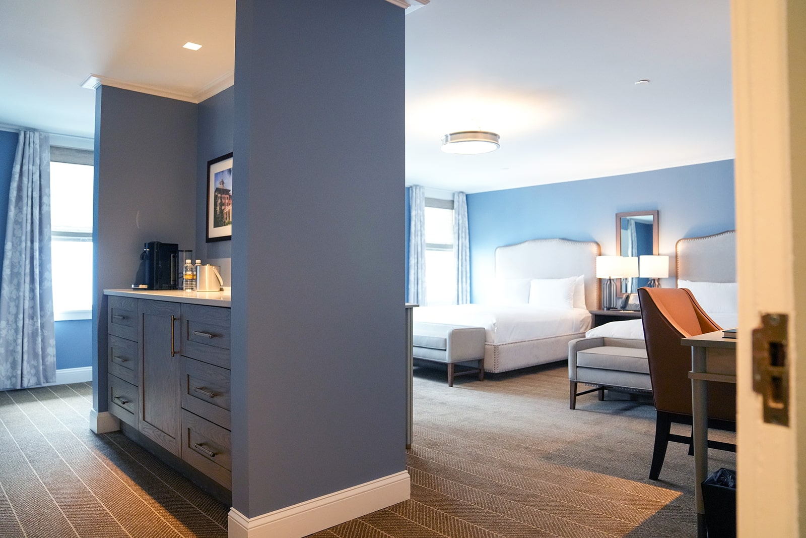 HOTEL_CAROLINA_DOUBLEQUEENPREMIUM_GIBSON_2022