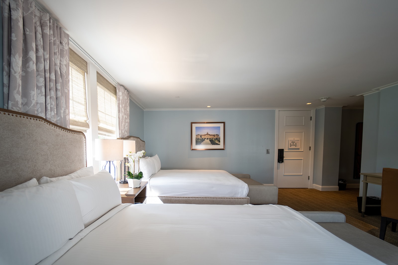 HOTEL_CAROLINA_DOUBLEQUEENROOM_GIBSON_2022