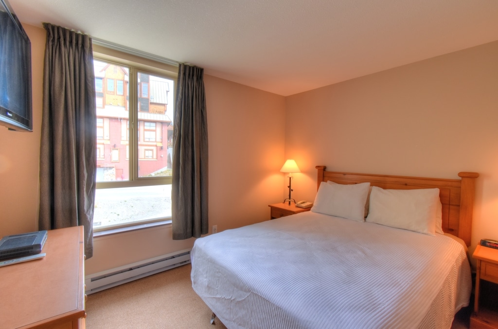 IN225 BED-1024x678