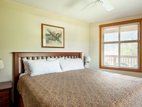 Plan_Rooms_Tamarack_Bedroom