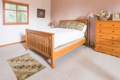 RFlett_RMRL_The-Lofts_Bedroom-400x267