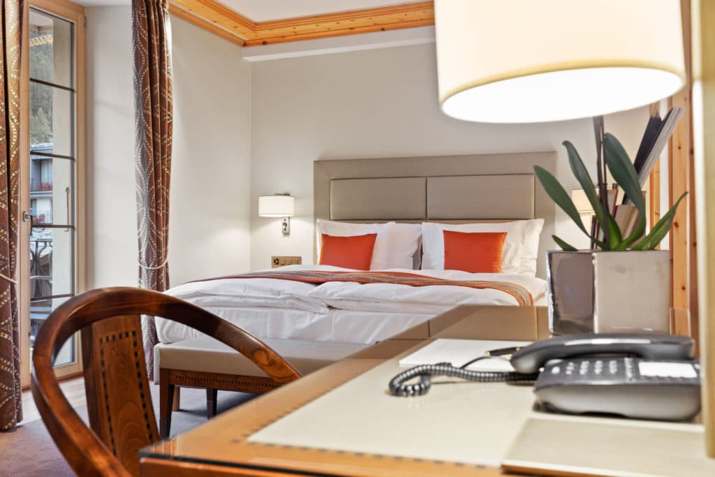 deluxe-double-room-matterhorn-1-1024x683