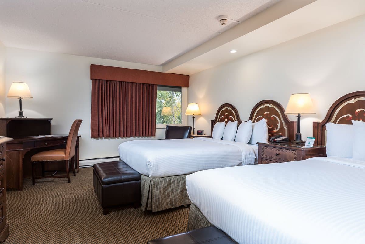 evergreen-lodge (5)