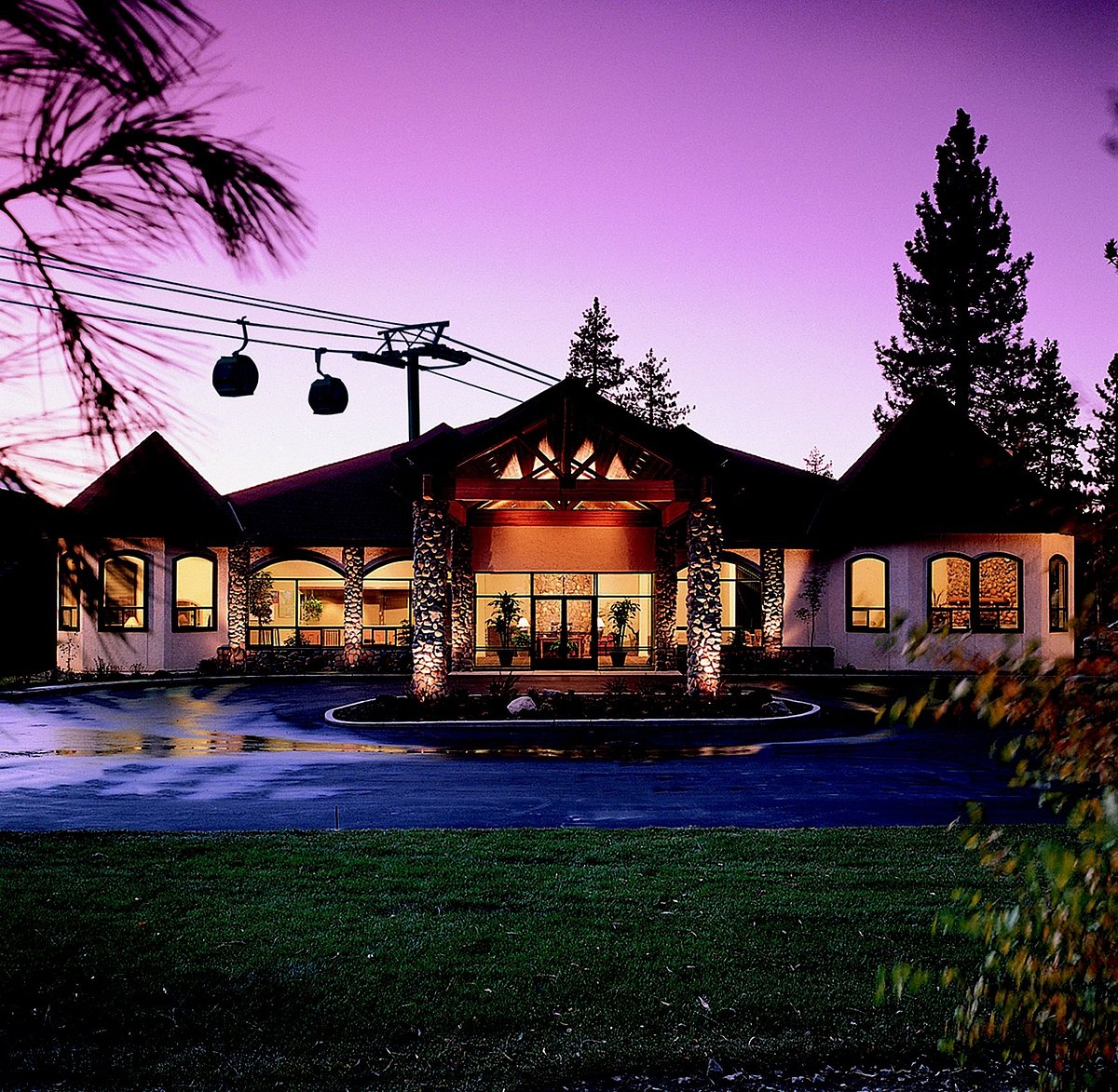 forest-suites-resort (1)