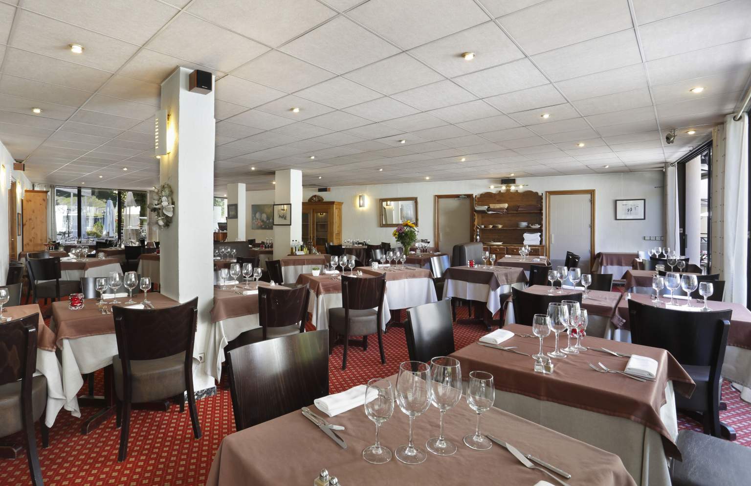 hotel-amelie-restaurantlescerisiers-photorestaurant2-fr2