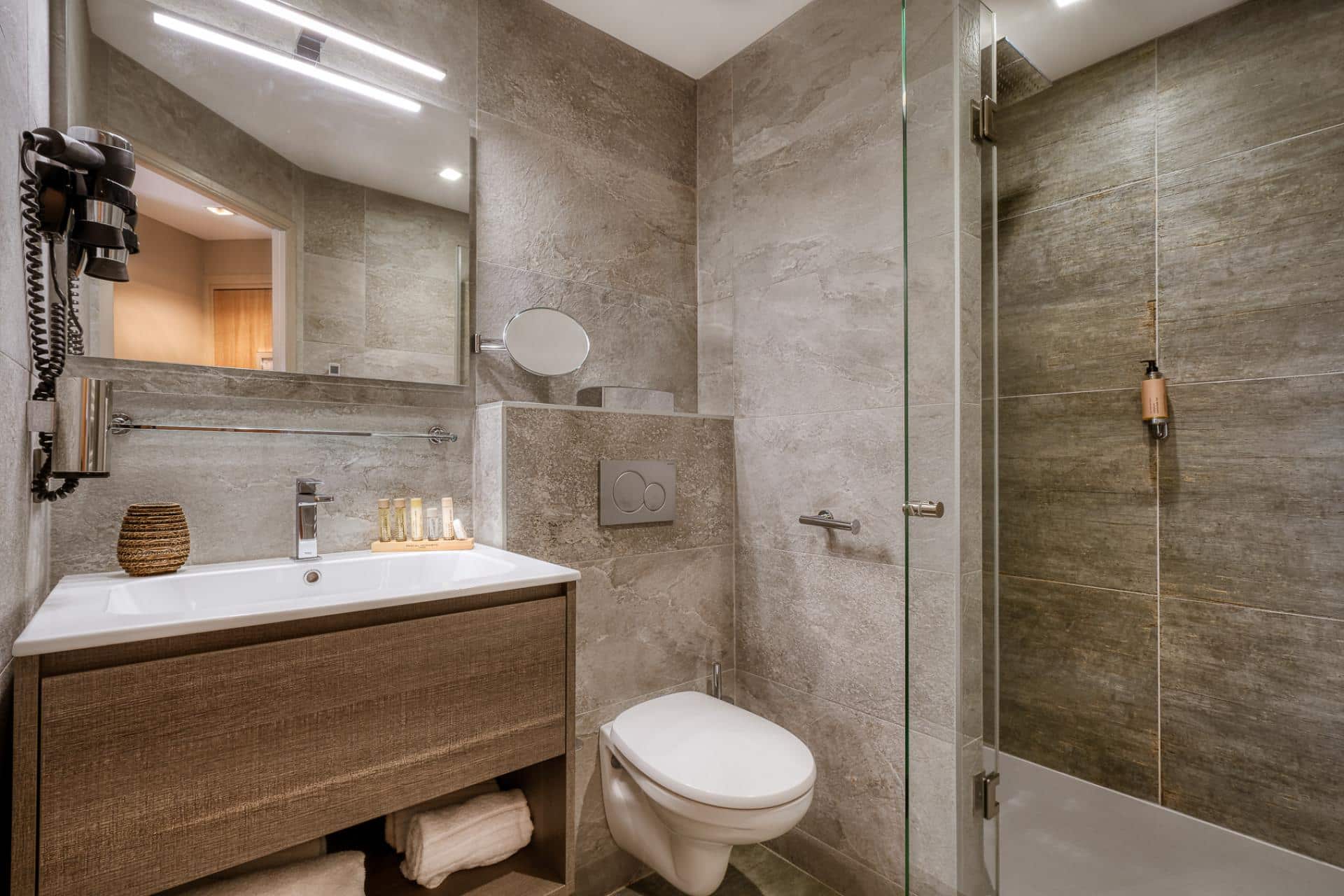 le-tremplin-chambres-suites-123930-1920-1080-auto