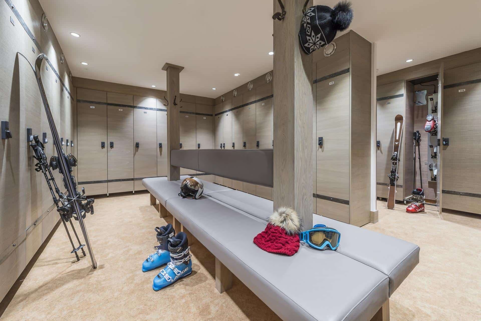 le-tremplin-ski-room-122516-1920-1080-auto