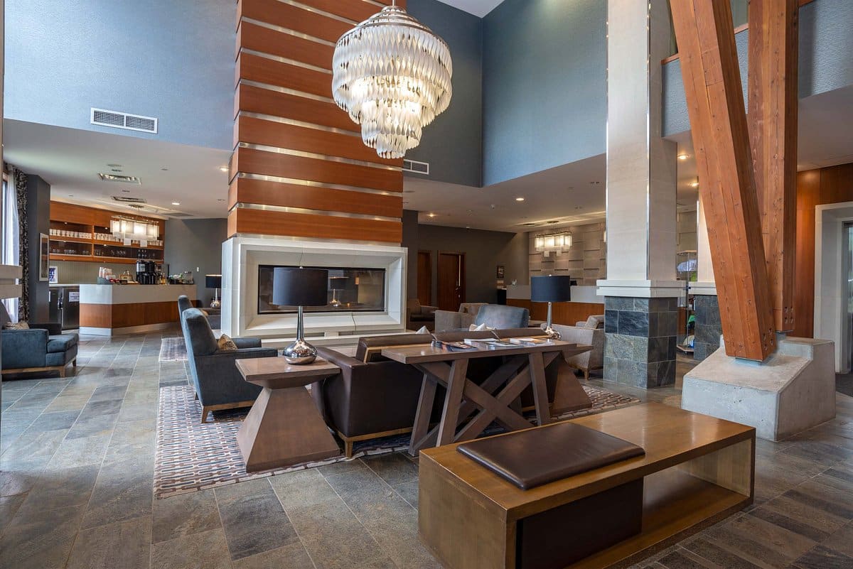 lobby (3)