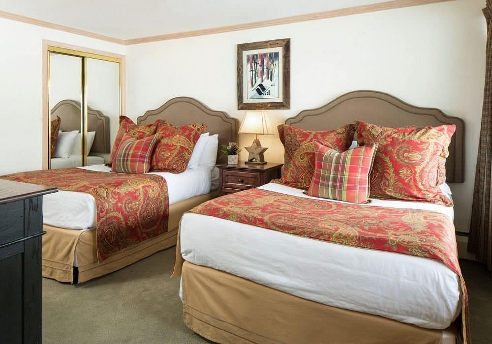 manor-vail-lodge-three