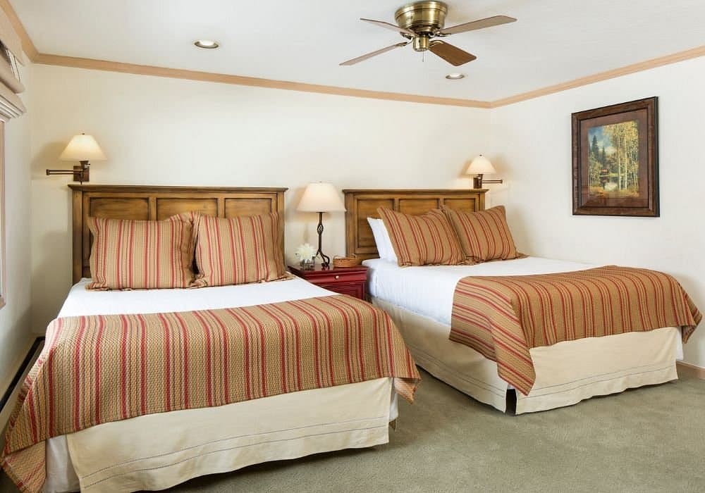 manor-val-lodge-three