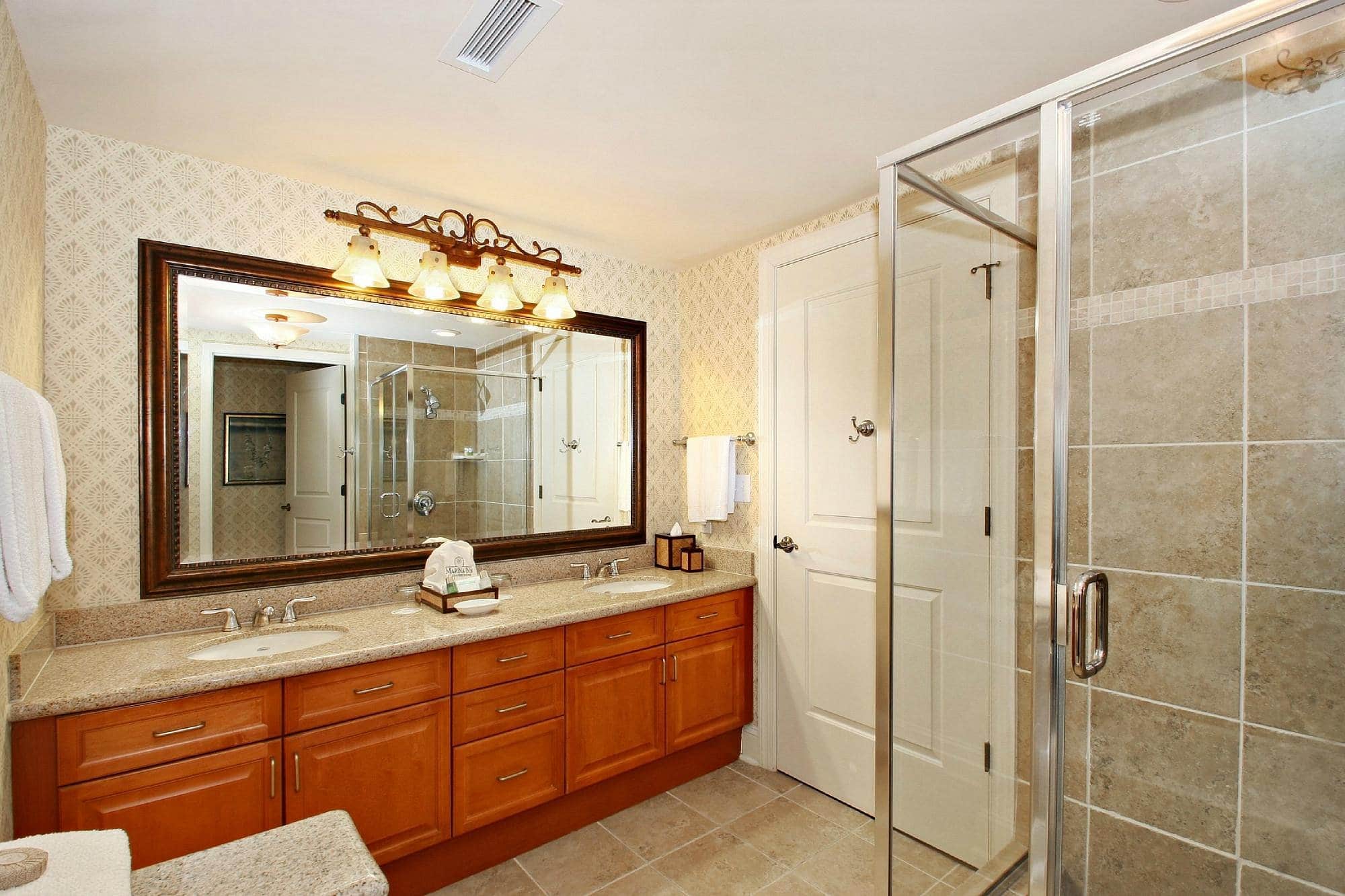 marina-inn-at-grande1