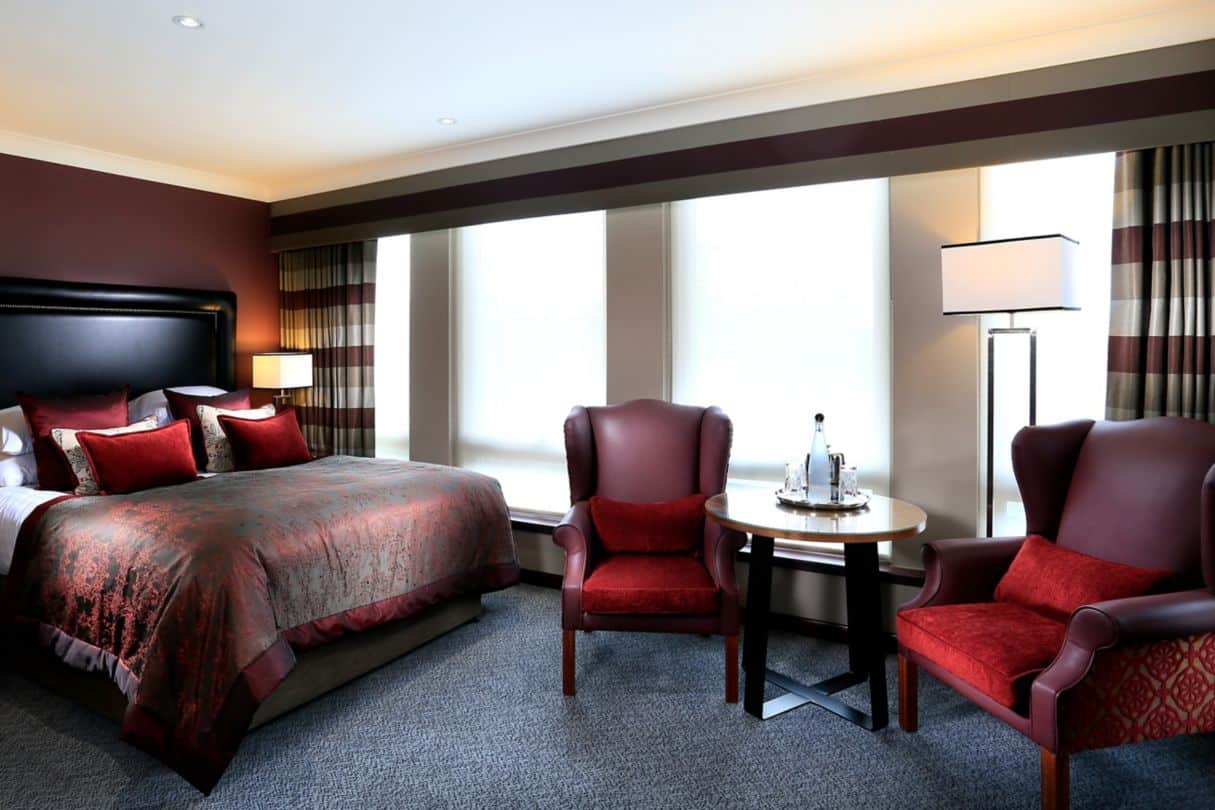 mc-edimh-deluxe-double-room29224-92443_Classic-Hor