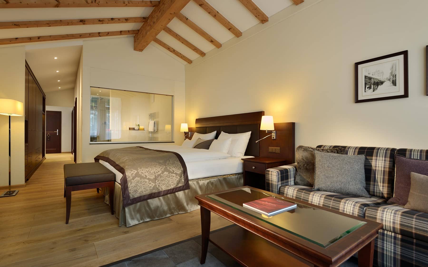 mont-cervin-hotel-zermatt_mcp-alpine-004-alpinejuniorsuiteclassic-414-03