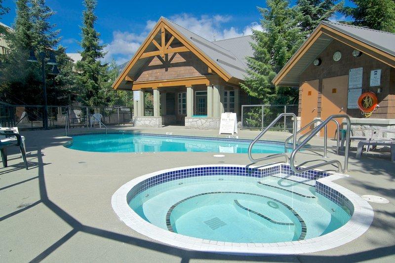 pool-1