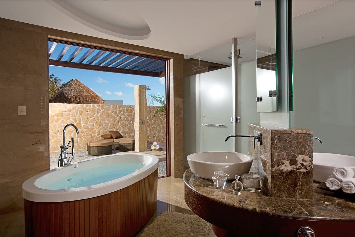 presidential-suite-bathroom