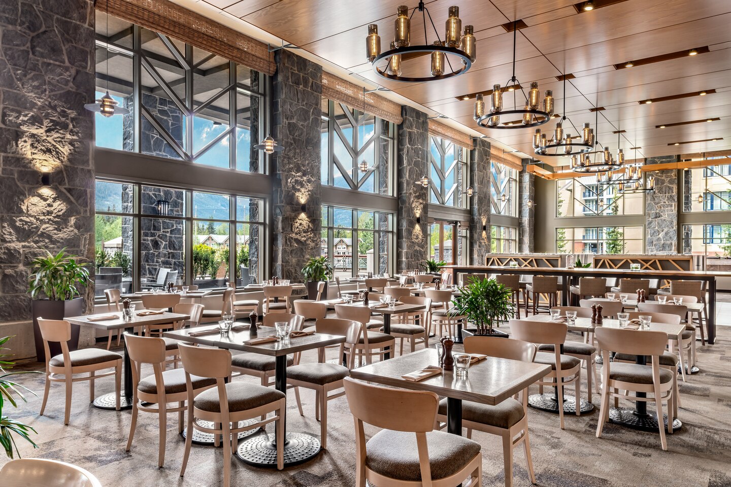 ysewi-grill-vine-2578-hor-clsc