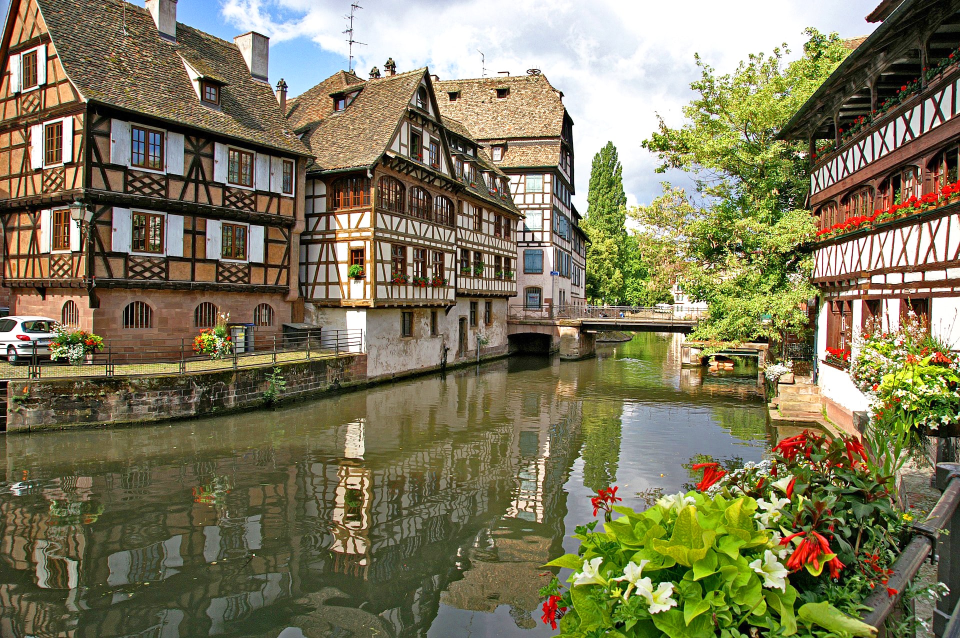strasbourg-1354439_1920