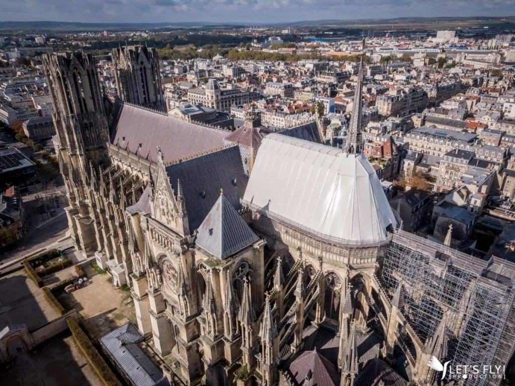 cathedrale-reims-exterieur-drone_02-1024x767
