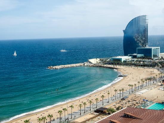 barceloneta-beach