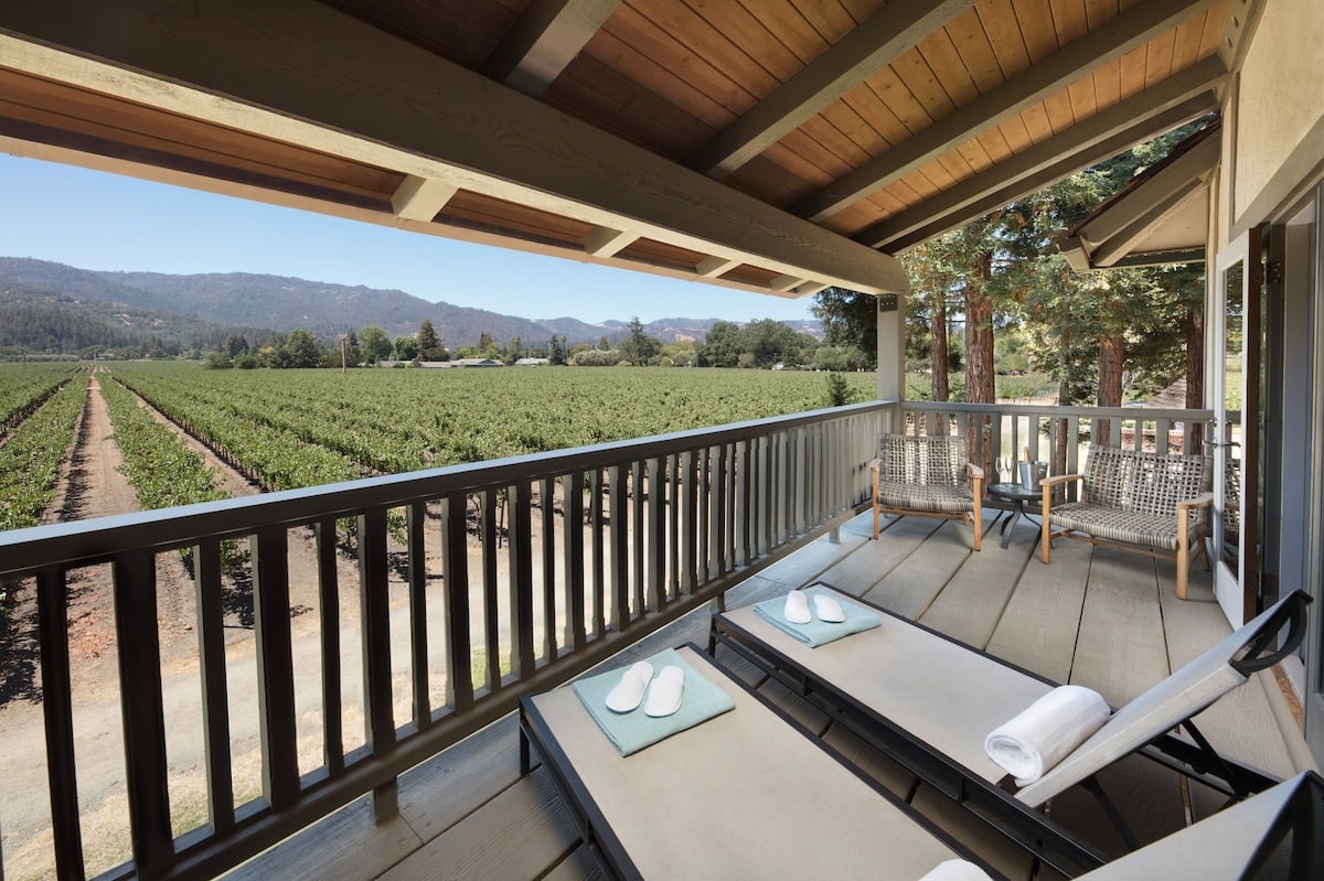 w8477h5649x0y0-bee48619