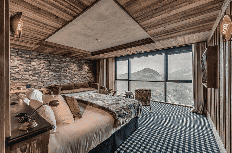 62eb9378f3f5ab521cca457f_chambre coupe du monde hotel refuge de solaise val d'isere4