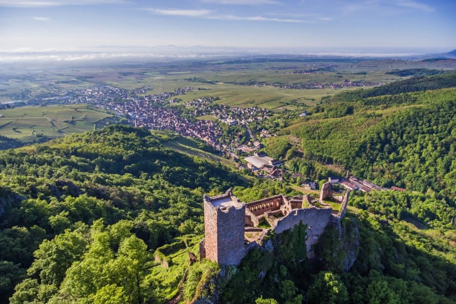 ribeauville-et-le-chateau-saint-ulrich-tristan-vuano-890x593