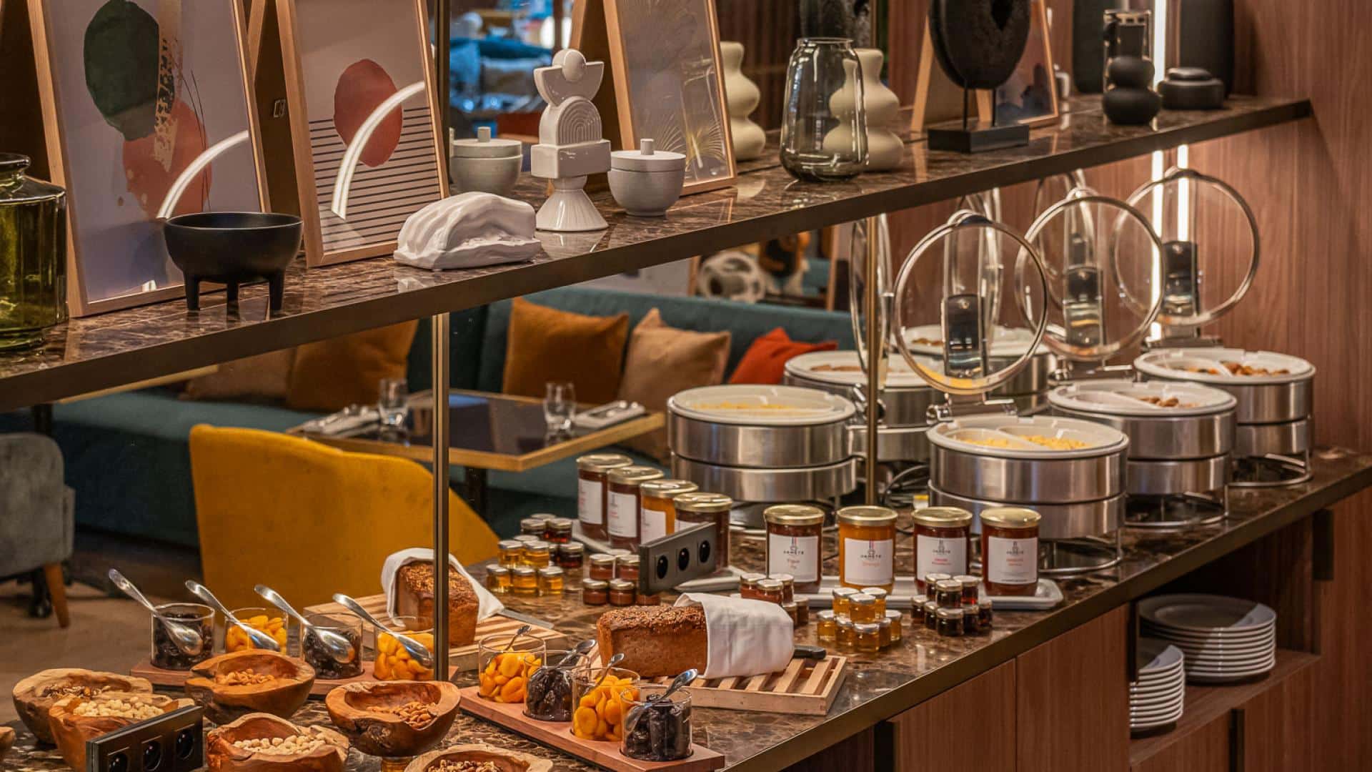 5b1833603fa2d43ea37578043b94cf5ecd47f66a-5b1833-1920-1080-crop