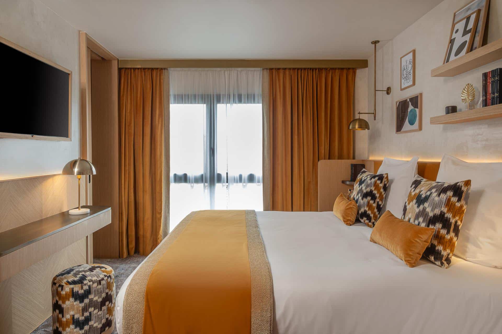 hotel-le-burdigala-suite-190209-1920-1080-landscape