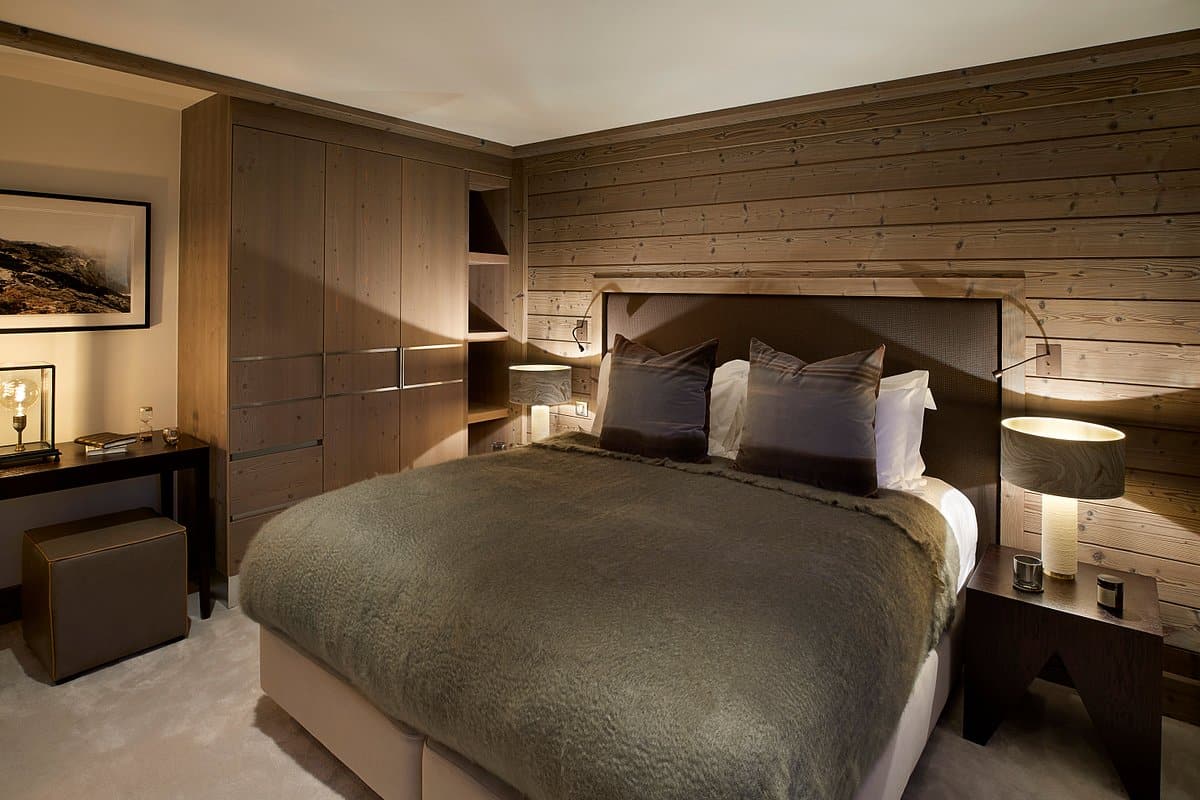 glorious-alpine-setting