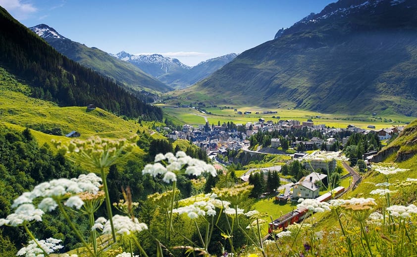 https___www.myswitzerland.com_-_media_st_gadmin_images_village_summer_andermatt_sommer_summer_2_28490