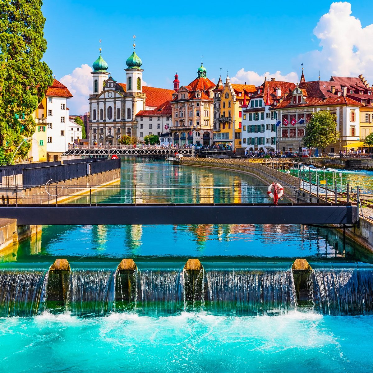 lovely-lucerne-is-waiting