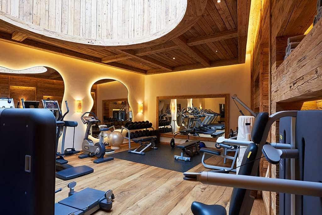 the-alpina-gstaad-six (4)