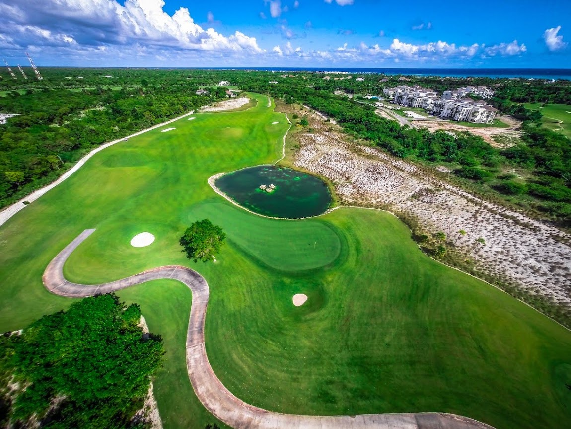 A - La Cana Golf Course Hole 6 - Hacienda