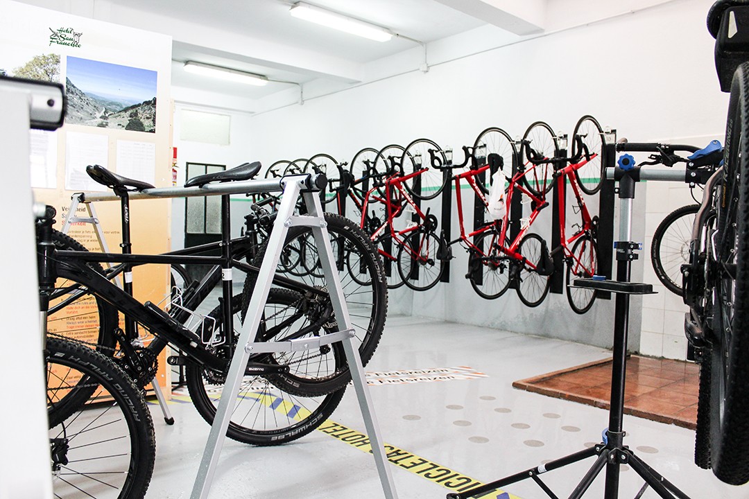 o_1d1rbehirbop3qu1bl61f0d1tf9s